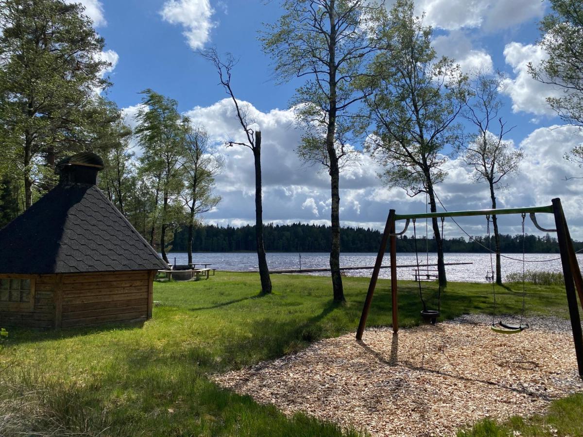 Villa Skog Fegen Naera Ullared Esterno foto