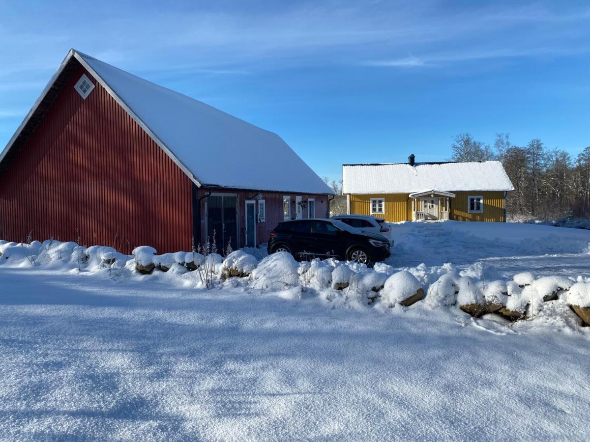 Villa Skog Fegen Naera Ullared Esterno foto